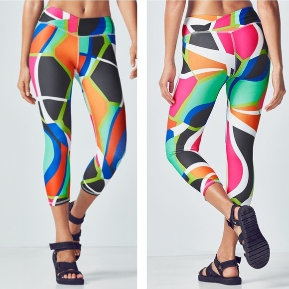 Fabletics Winn Printed PowerHold Popsicle Capri Leggings Size S - Picture 1 of 6
